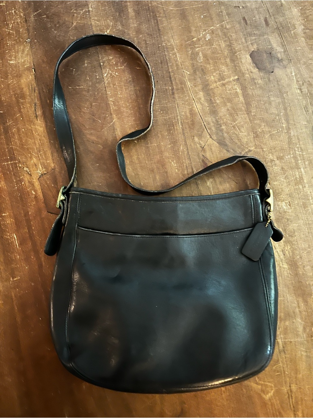 COACH 6003 Vintage Chelsea Black Leather Shoulder Bag with Gold Hardware